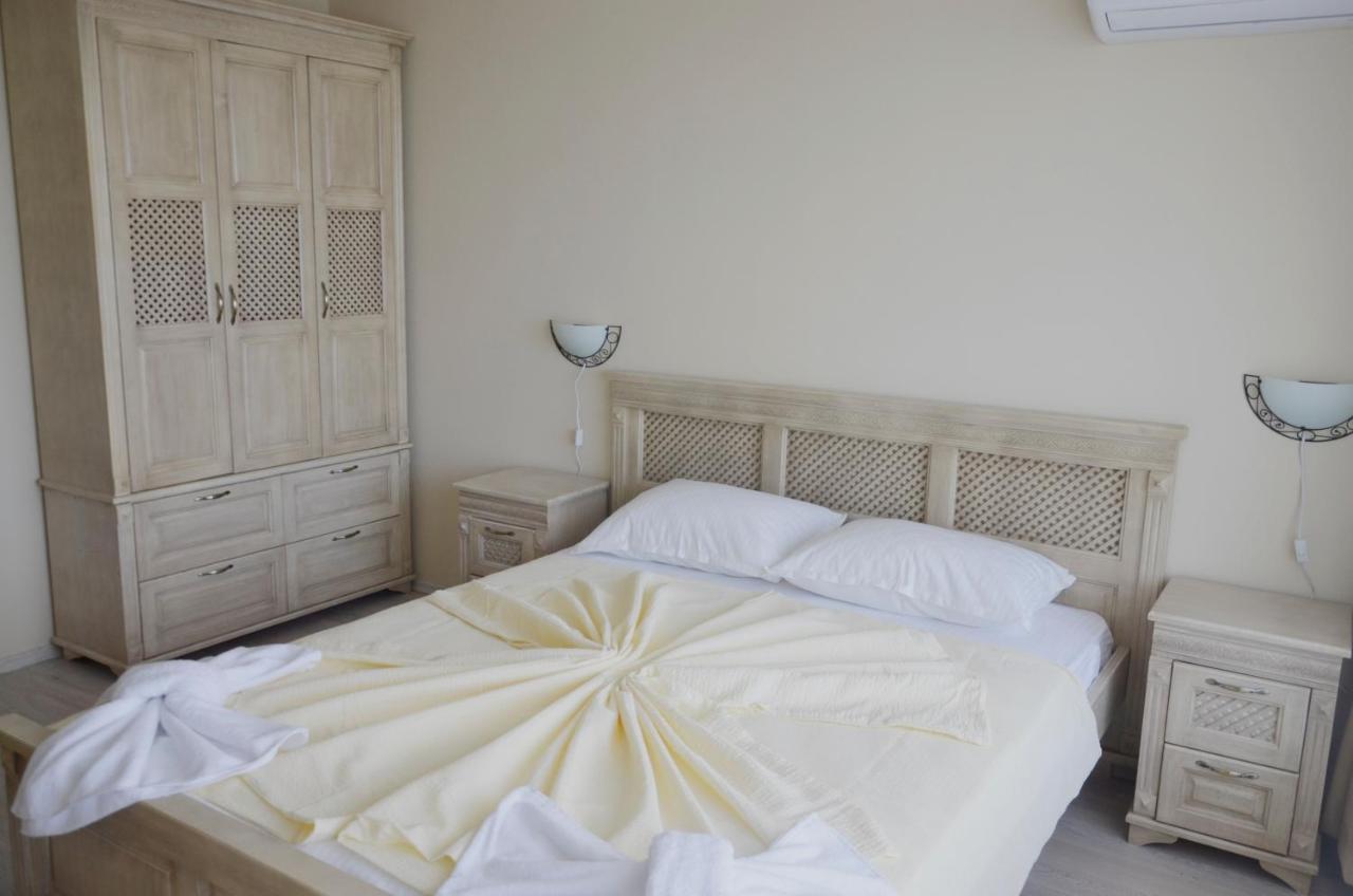 Ashram Hotel Primorsko Eksteriør billede